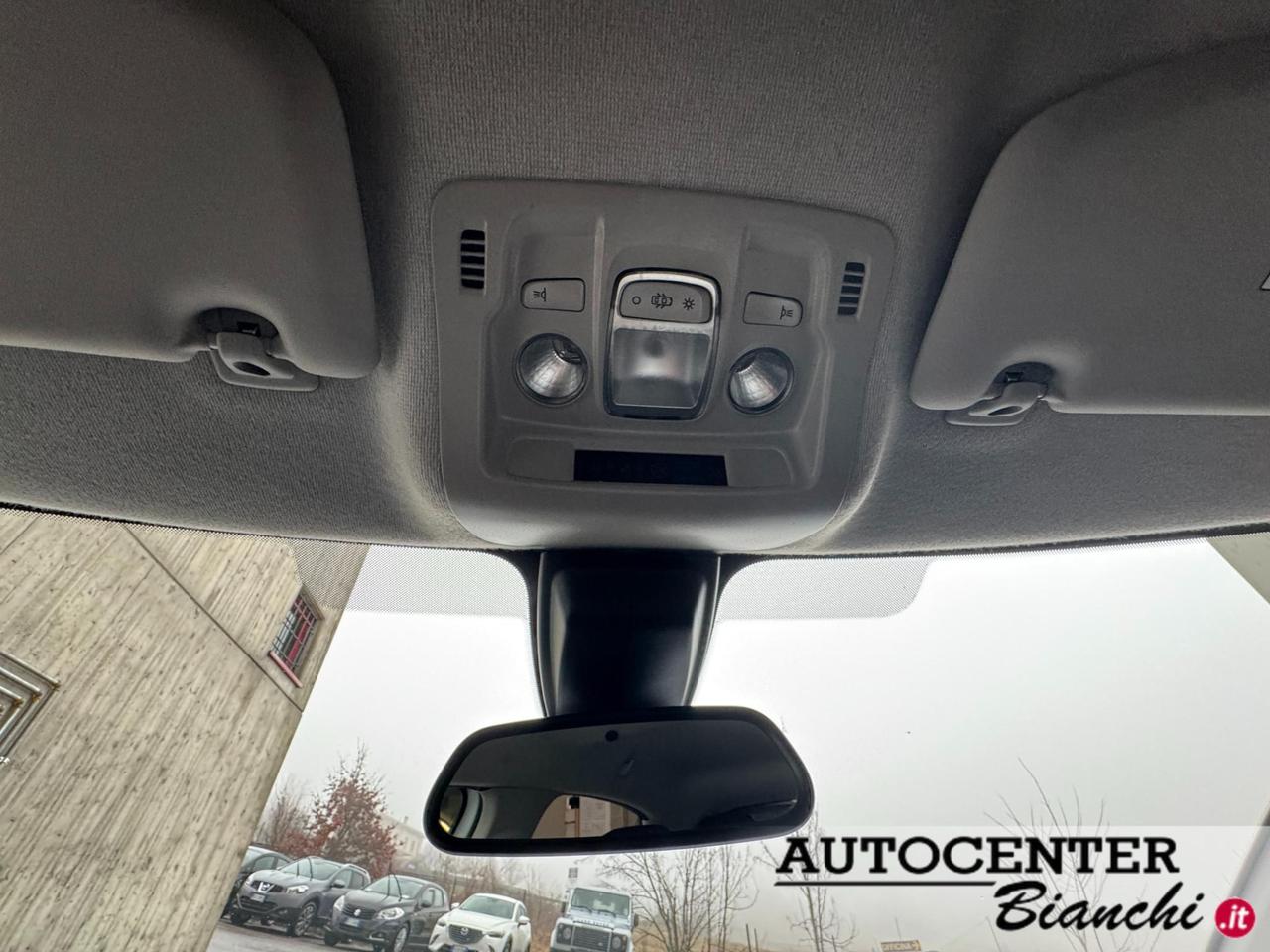 Citroen C3 1.2 puretech Shine s&s 83cv neopatentati