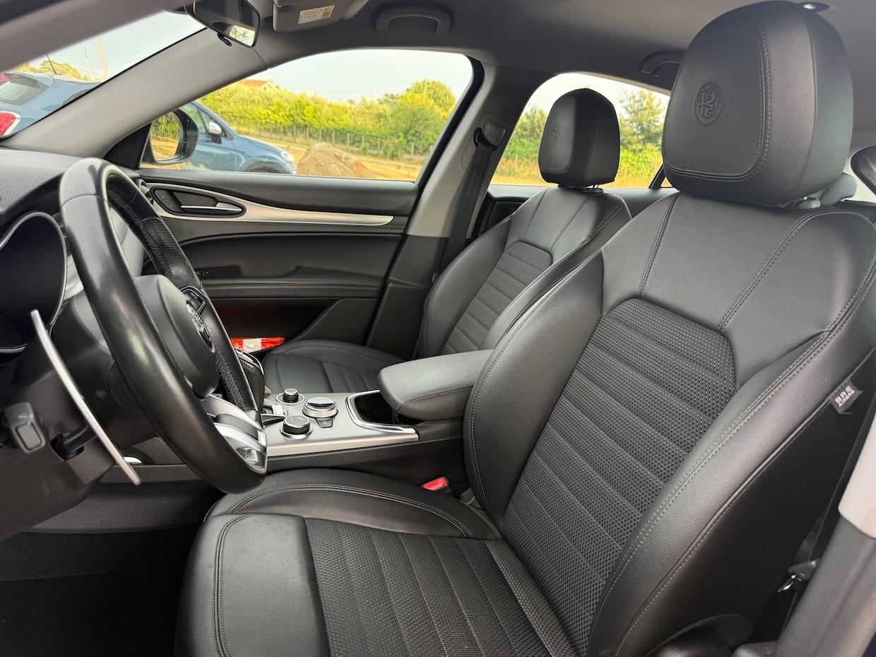 Alfa Romeo Stelvio 2.2 Turbodiesel 190 CV AT8 Q4 Sprint
