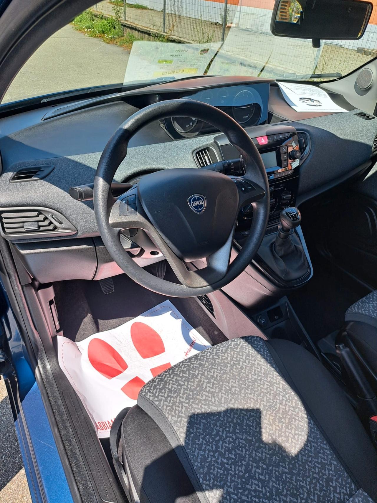 Lancia Ypsilon 1.0 FireFly 5 porte S&S Hybrid Ecochic Silver PREZZO SENZA VINCOLI