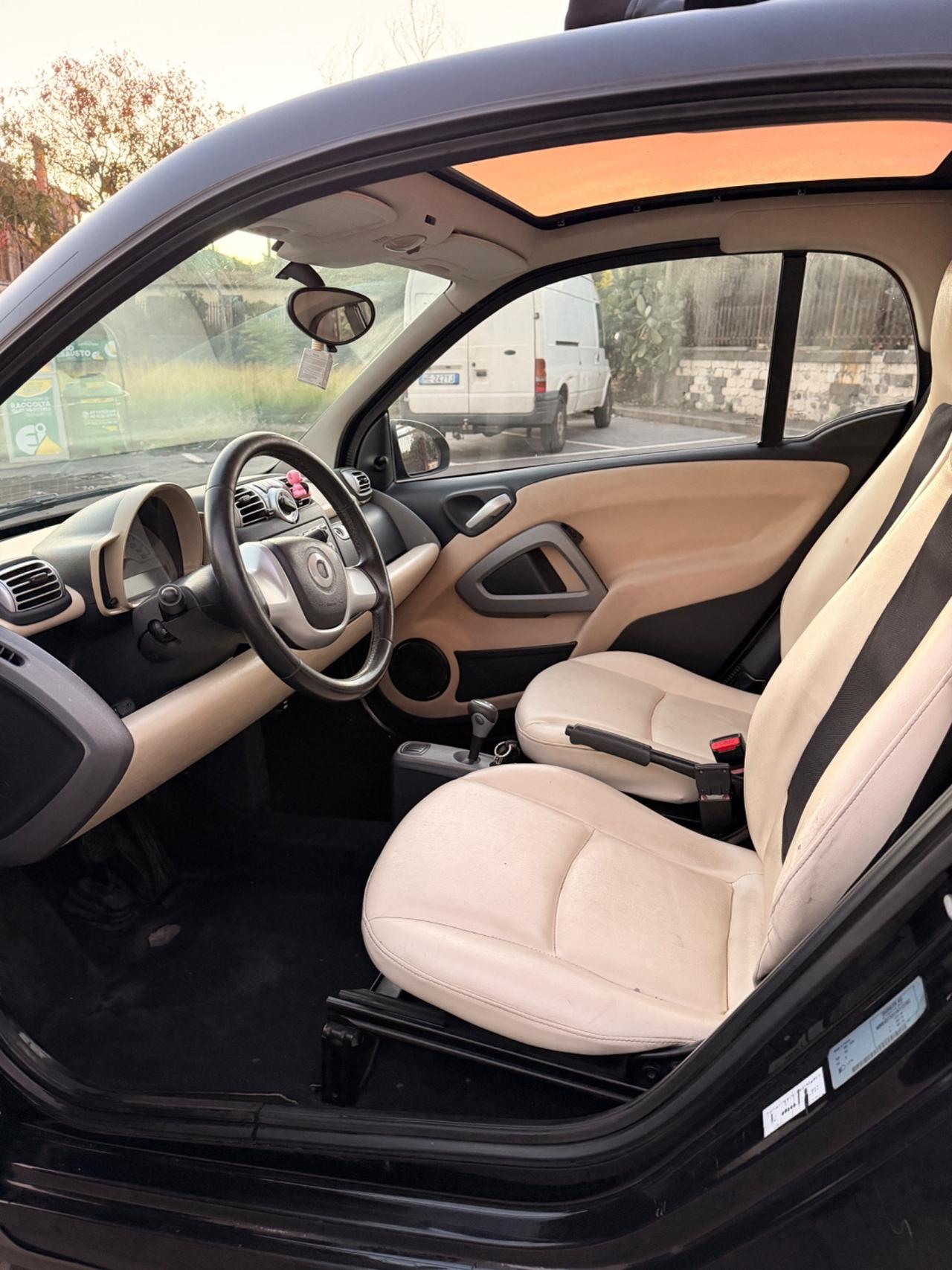 Smart ForTwo 1000 62 kW coupé passion