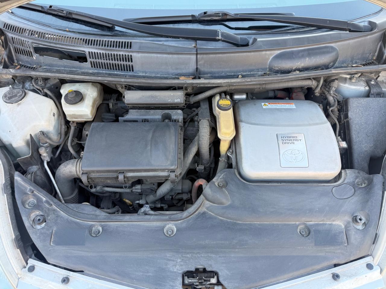 Toyota Prius 1.5 HYBRID 5P. POCHI KM 2008 NEOPAT