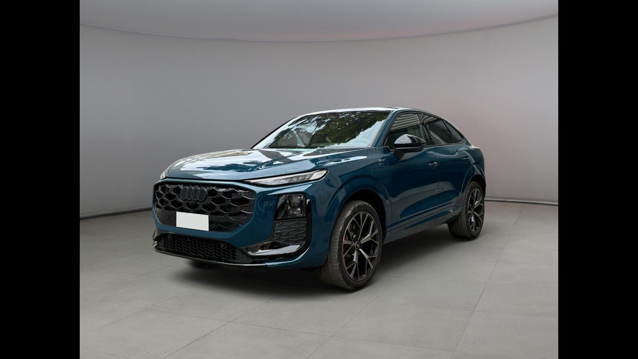 Audi Audi Q3 Sportback Business e-hybrid 200 kW S tronic