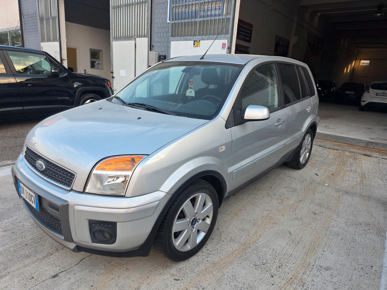 Ford Fusion 1.4 16V 5p. Titanium