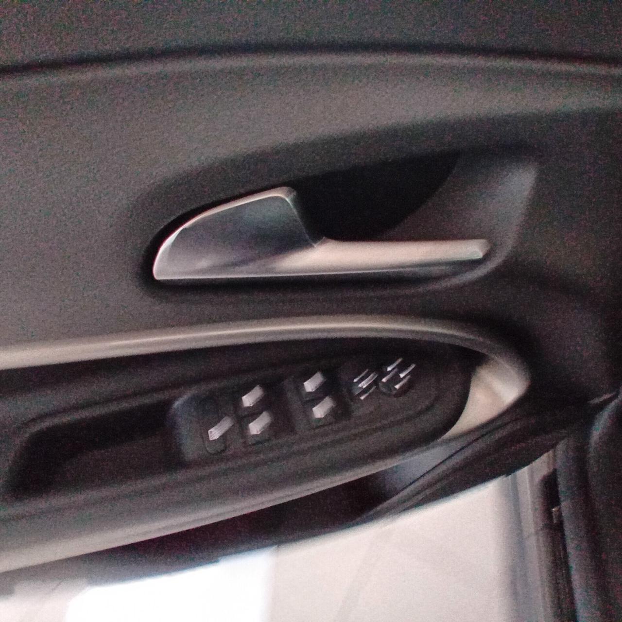 Jeep Avenger 1.2 Turbo 100 CV Summit * SENZA VINCOLO DI FINANZIAMENTO*