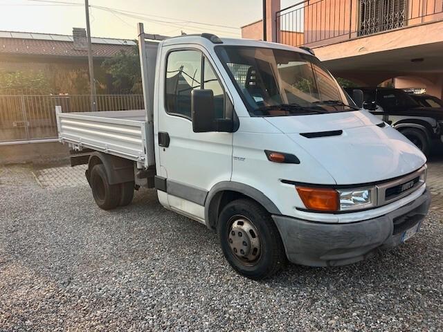 Iveco Daily 35C9K/BarTor.2.8D RIBALTABILE TRILATERALE