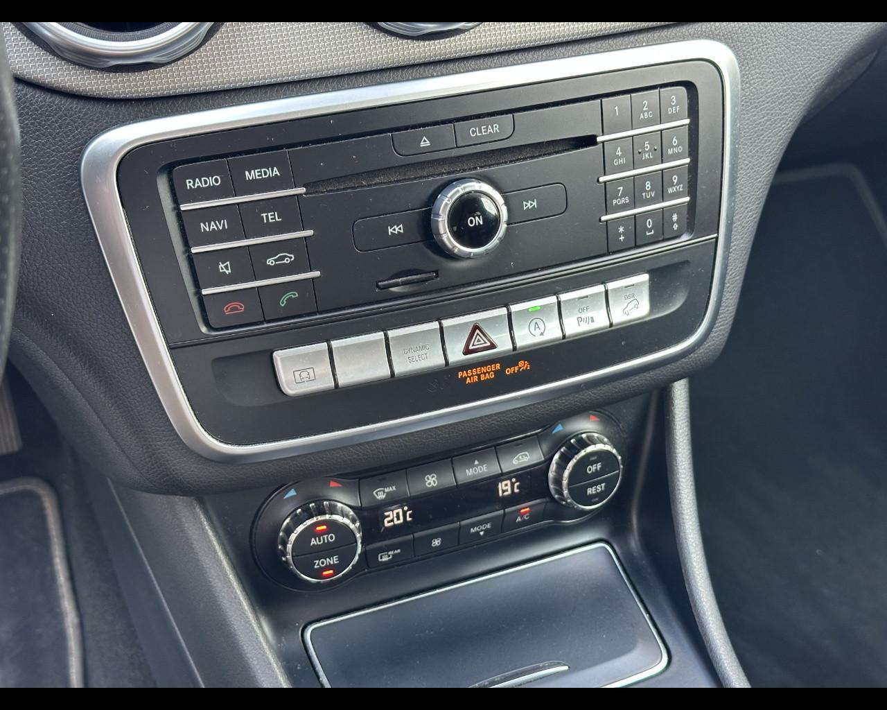 Mercedes-Benz GLA (X156) - GLA 200 d Automatic 4Matic Sport