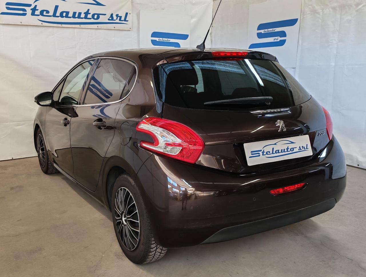 Peugeot 208 1.6 VTi 120 CV 5 porte Allure