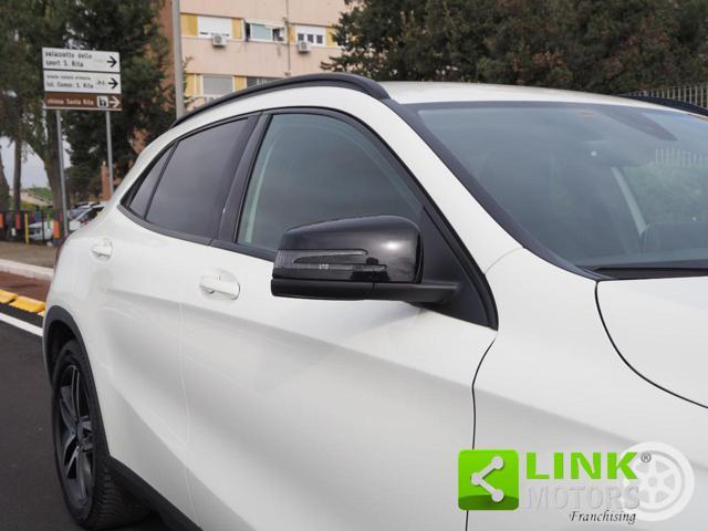 MERCEDES-BENZ GLA 200 d Sport autom