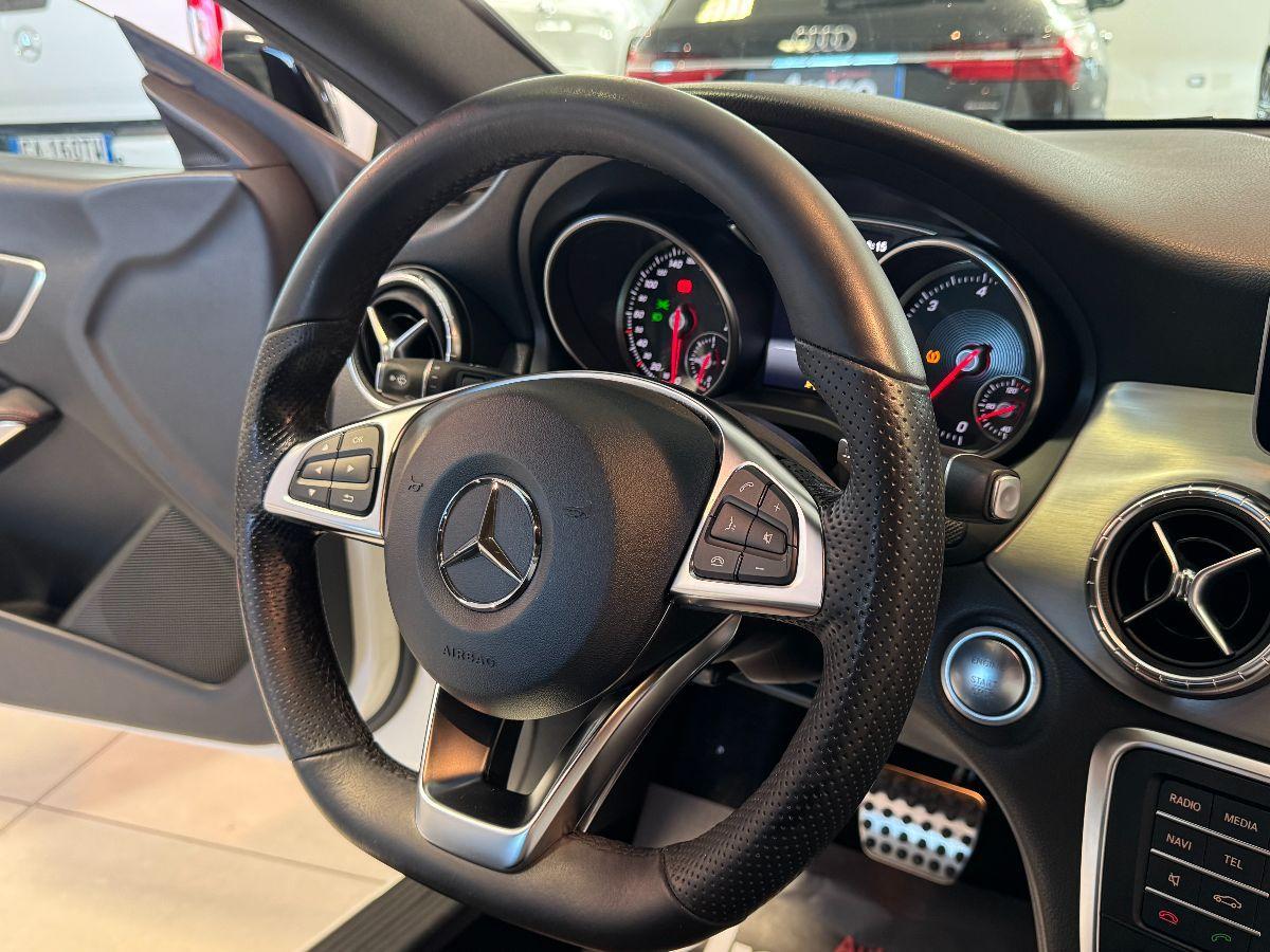 MERCEDES Classe CLA 200 d 4Matic Premium AMG 2019