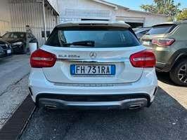 Mercedes-benz GLA 200 d Premium