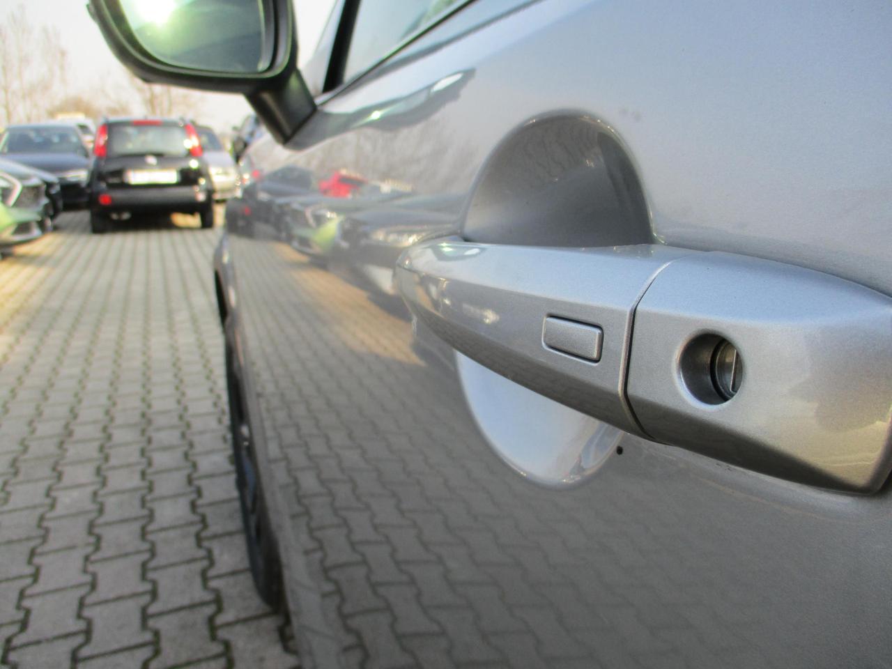 Nissan Qashqai MHEV 140 CV N-Connecta My25 Carplay/360
