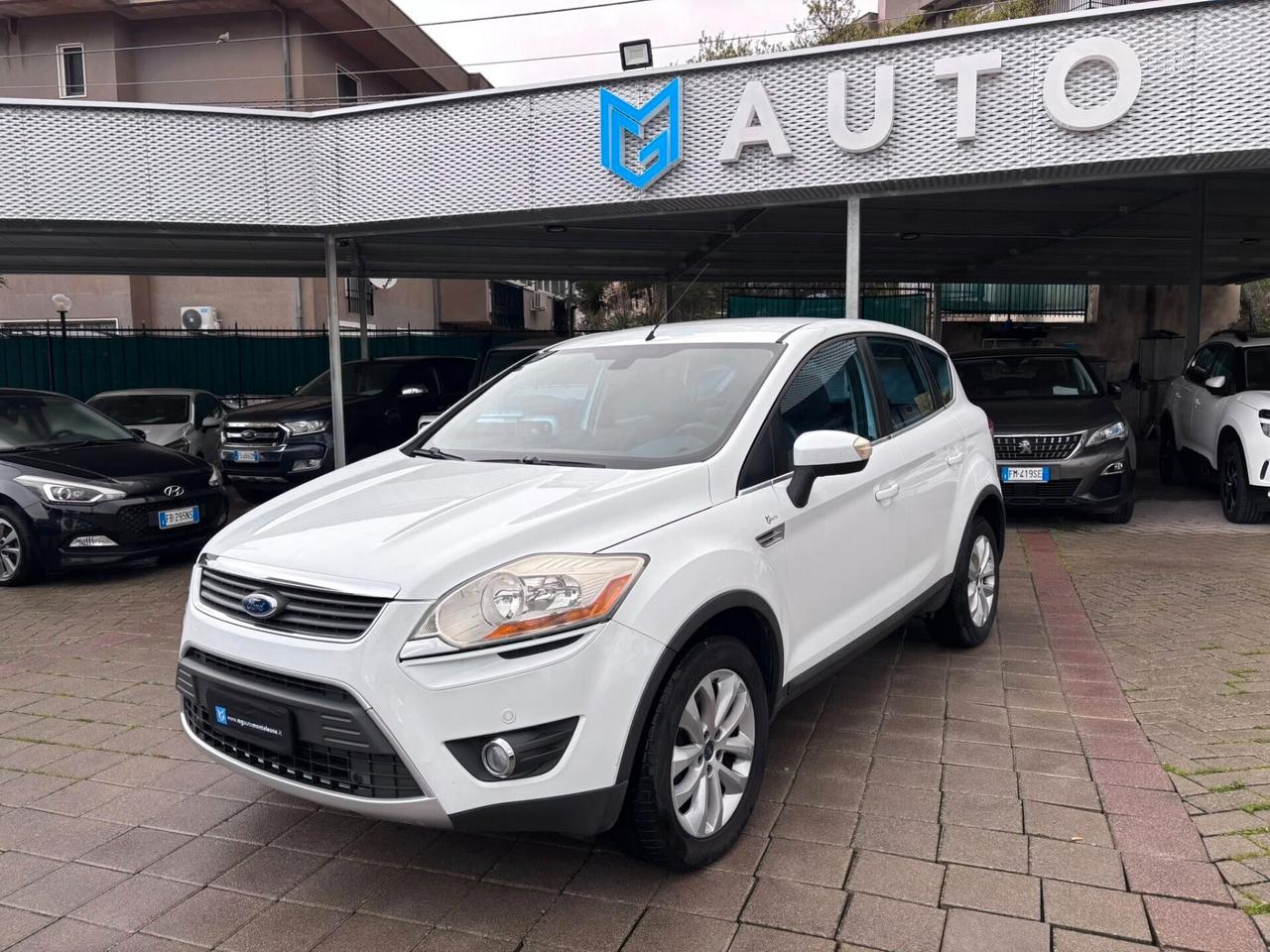 FORD KUGA