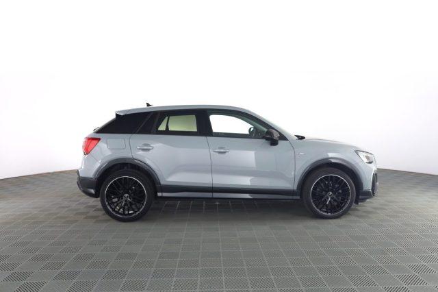 AUDI Q2 Q2 35 TDI S tronic Identity Black