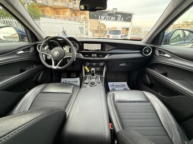 Alfa Romeo Stelvio 2.2 Turbodiesel 180 CV AT8 RWD