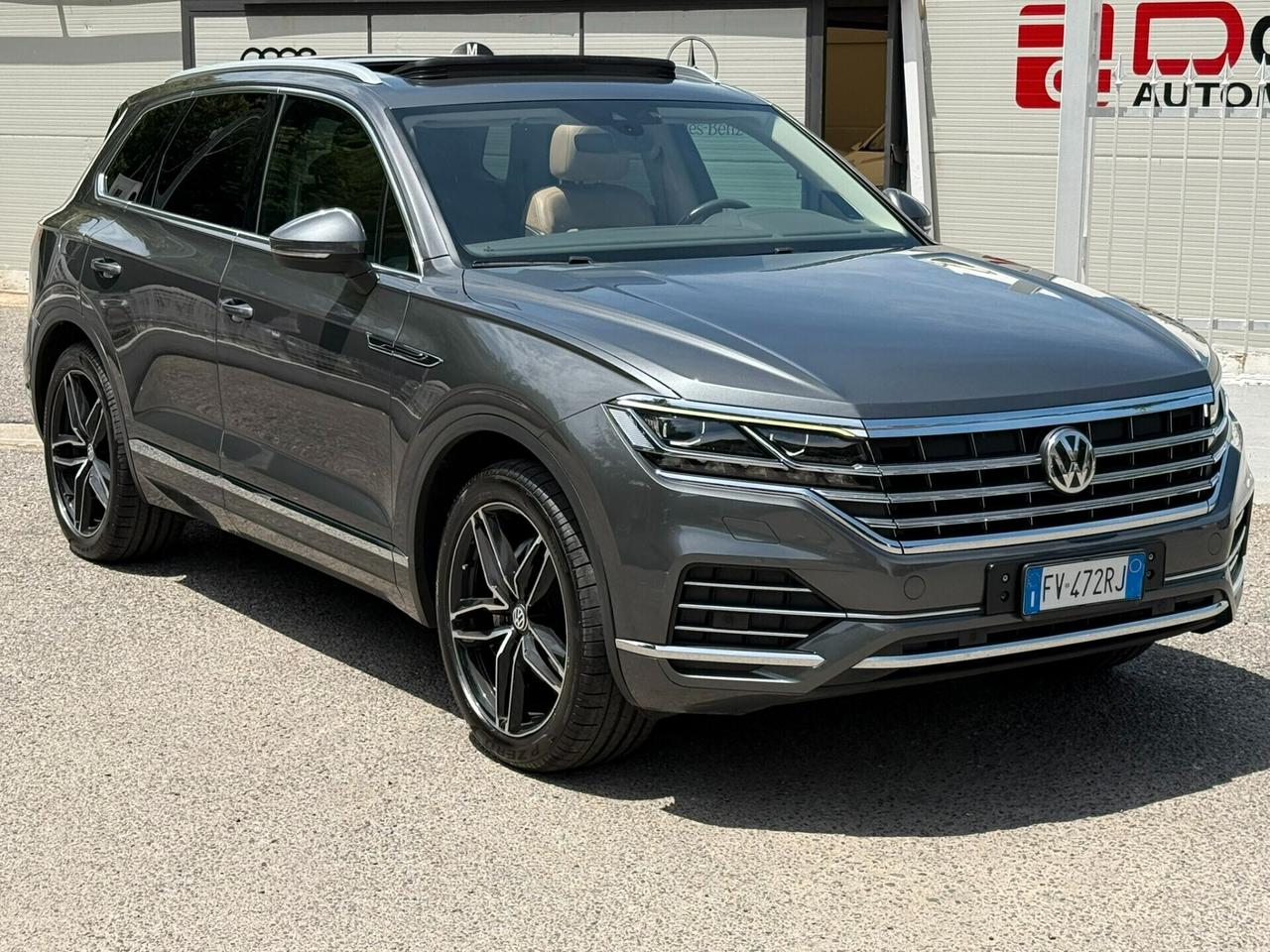 Volkswagen Touareg 3.0 V6 TDI SCR Advanced Tetto