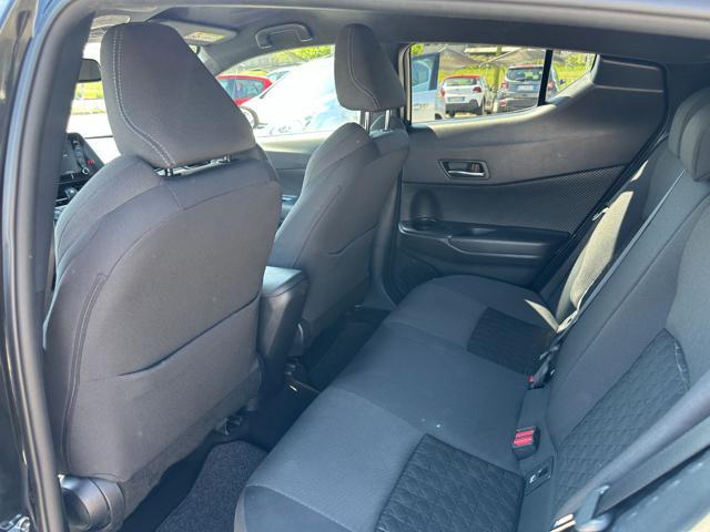 TOYOTA C-HR 1.8 Hybrid E-CVT Lounge