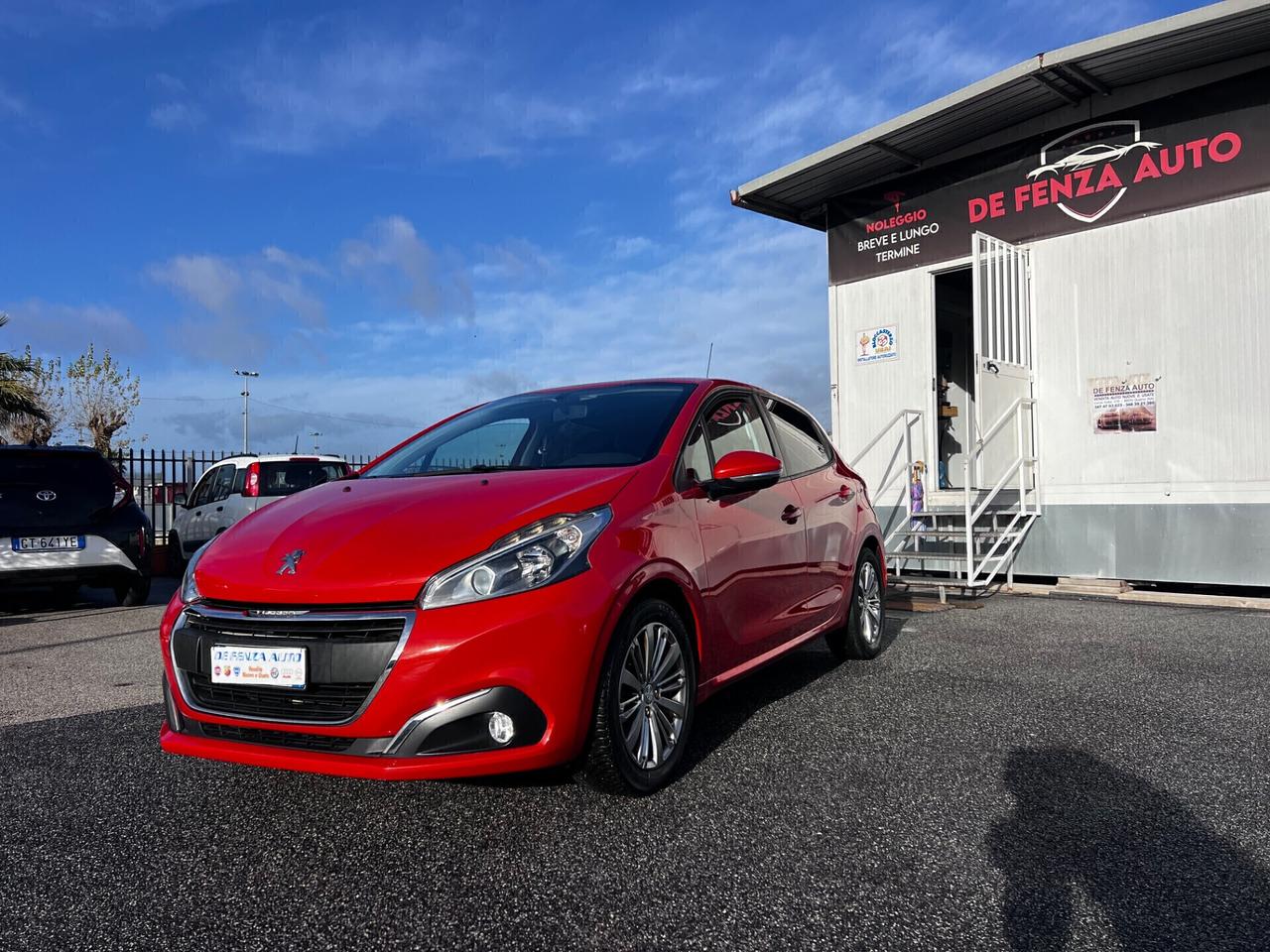 Peugeot 208 PureTech 82 5p. GPL Allure