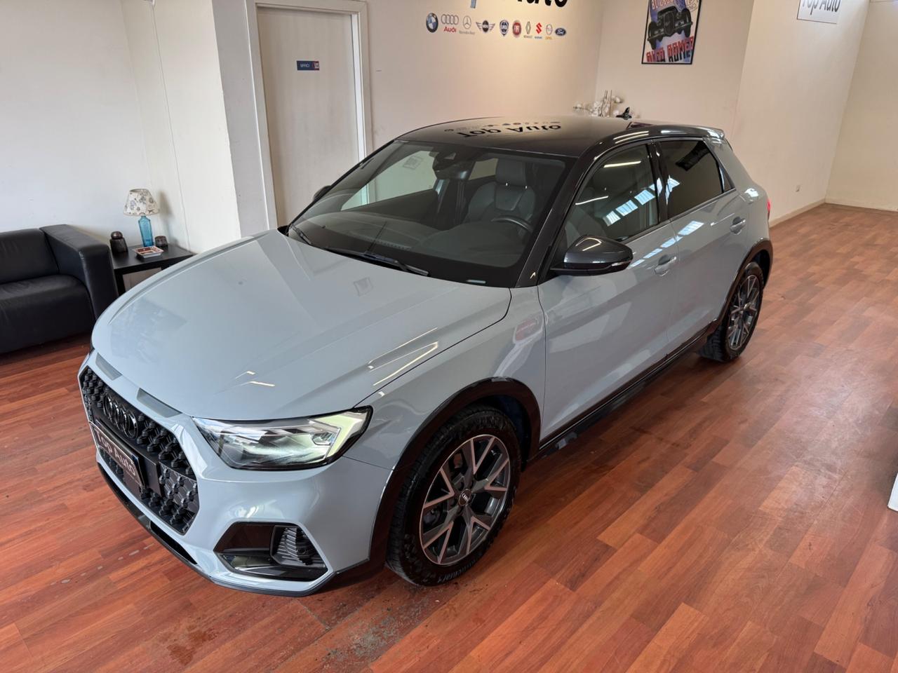 AUDI A1 CITYCARVER 35 TFSI S TRONIC S LINE EDITION