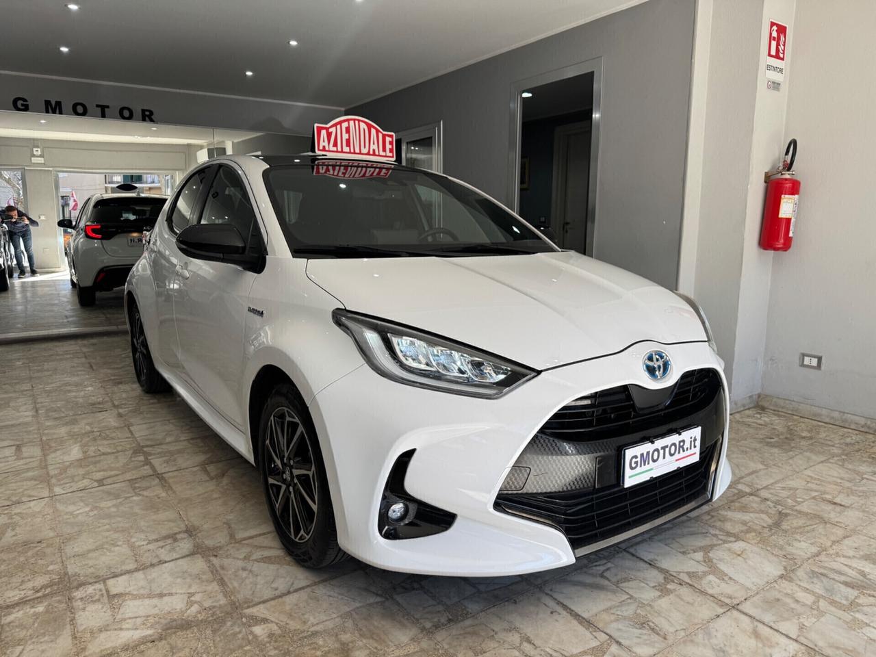 Toyota Yaris 1.5 Hybrid Lounge Aziendale