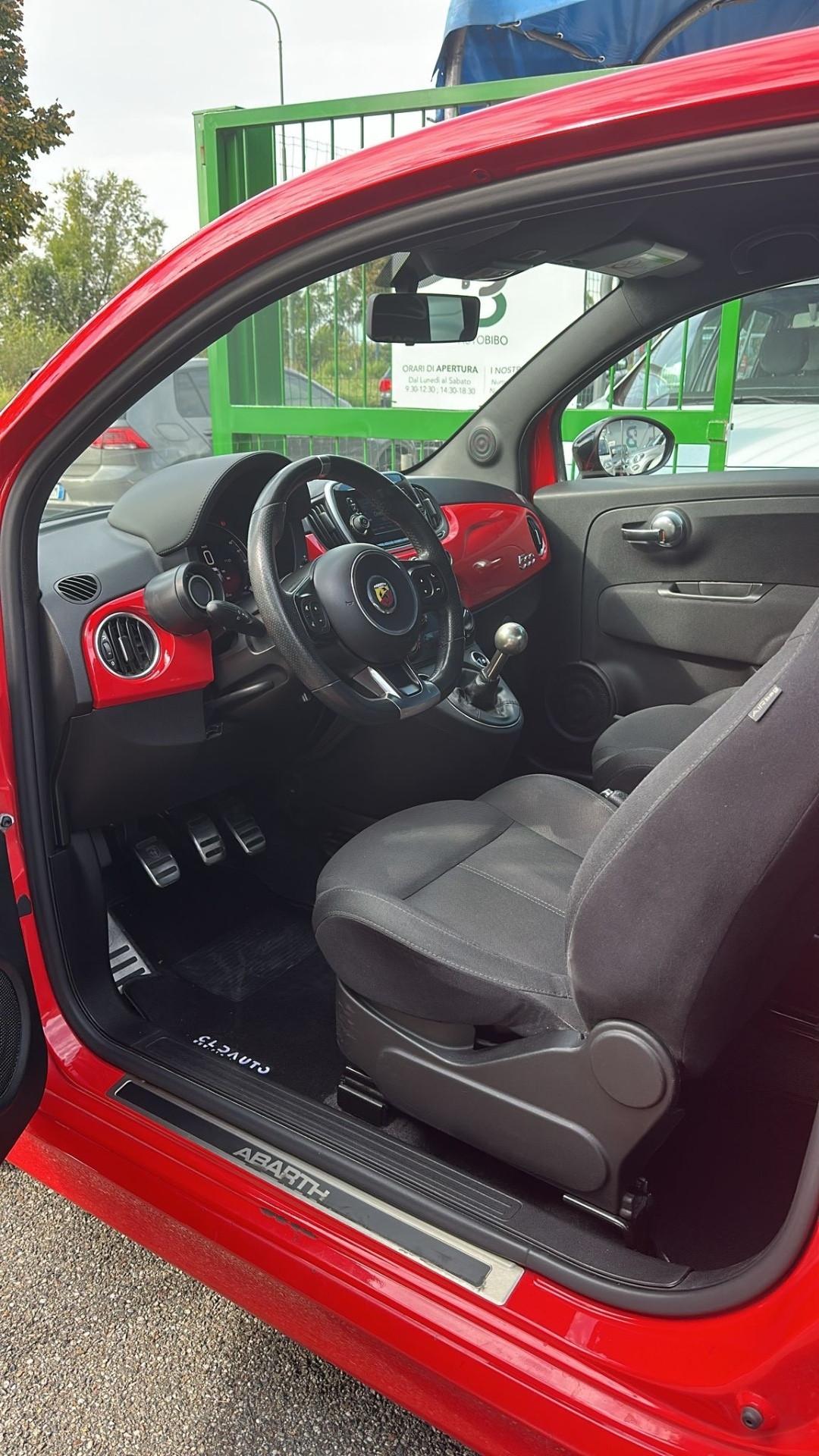 Abarth 595 1.4 Turbo T-Jet 145 CV
