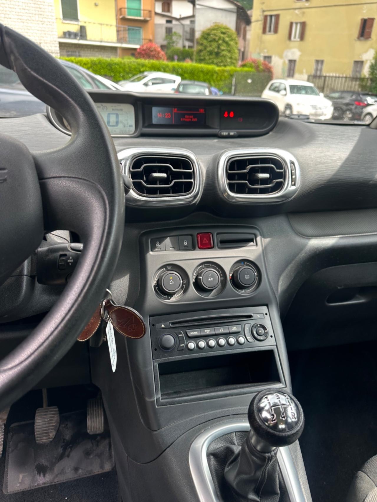 Citroen C3 Picasso 1.4 VTi 95 EXCLUSIVE NEOPAT KMCERT GARANZ