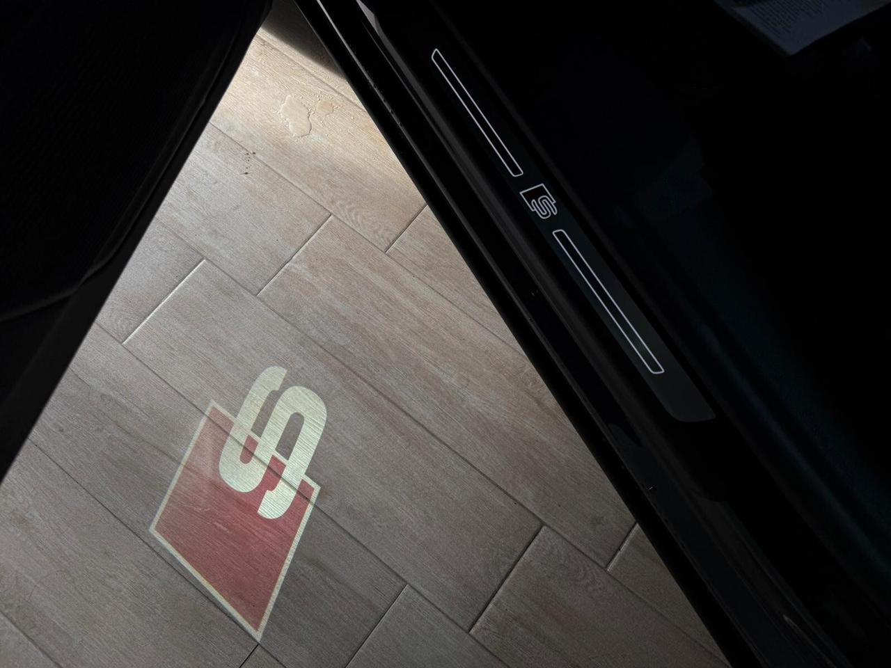 Audi Q8 SUV 50 TDI 286 CV quattro tiptronic S line edition