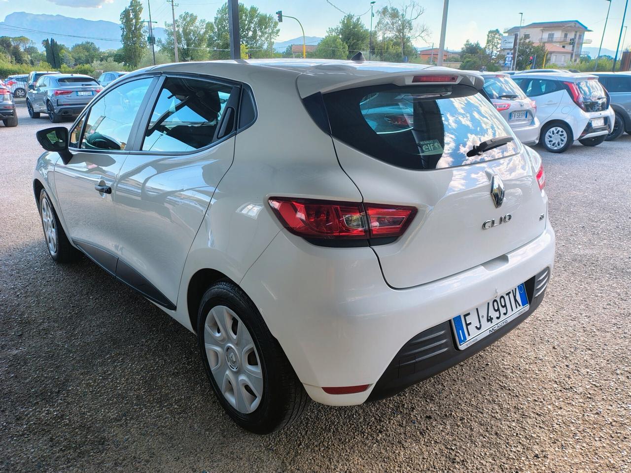 Renault Clio dCi 8V 75CV AUTOCARRO