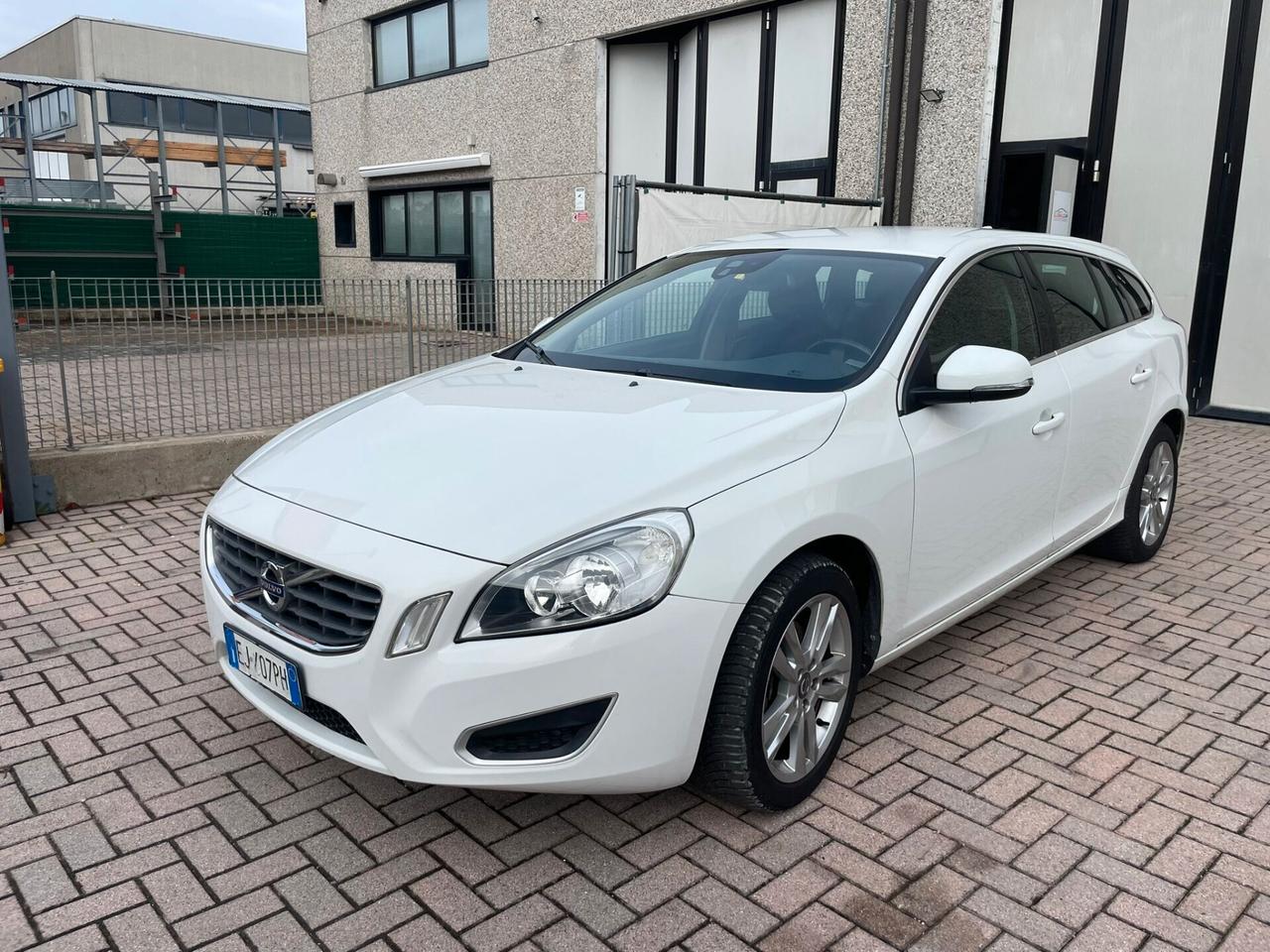 Volvo V60 D3 Summum 2.0cc 163cv