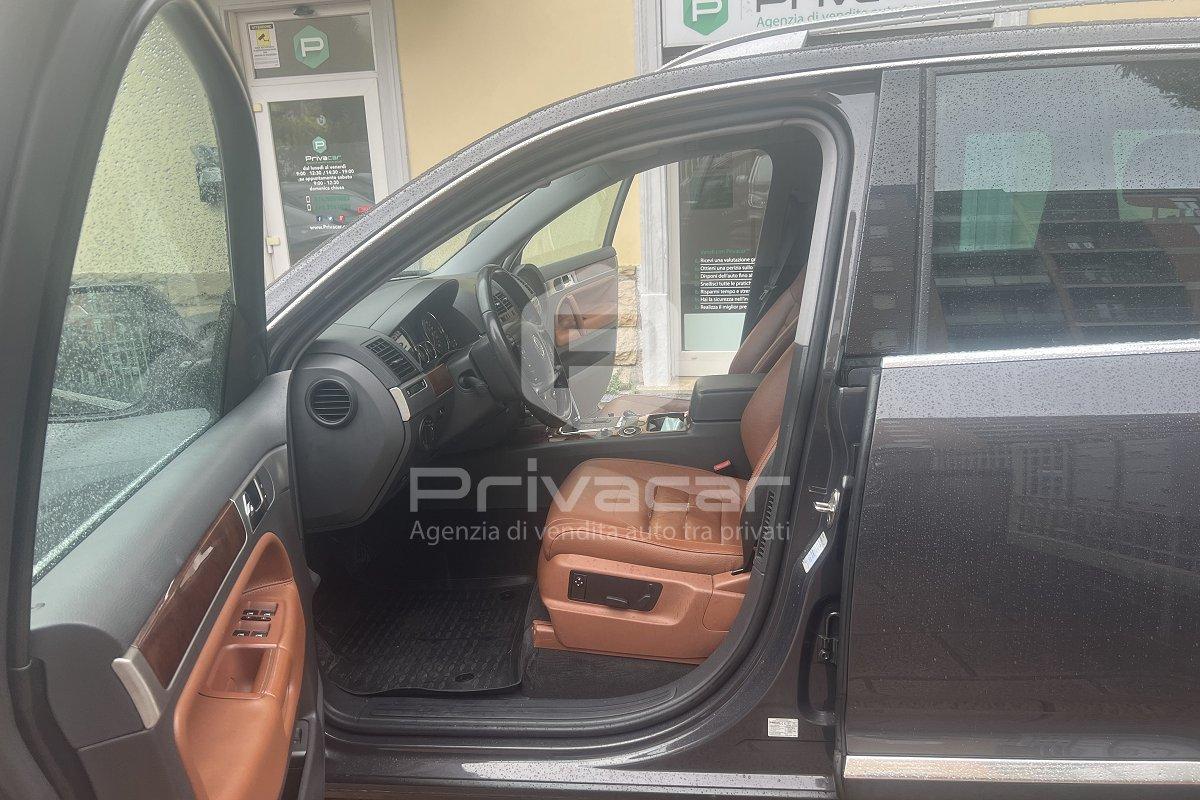 VOLKSWAGEN Touareg 3.0/240CV V6 TDI DPF tip. Executive