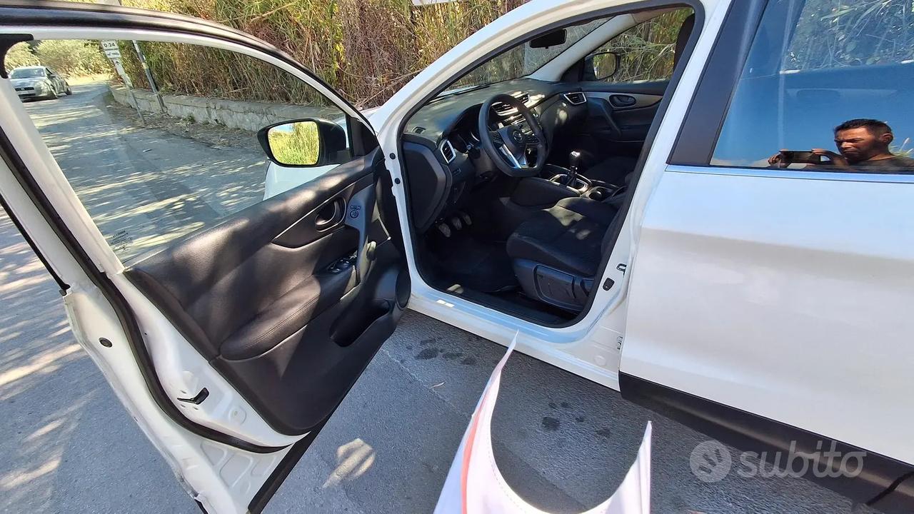 AUTO.VS PROPONE NISSAN QASHQAI 1.5 DCI GARANTITA