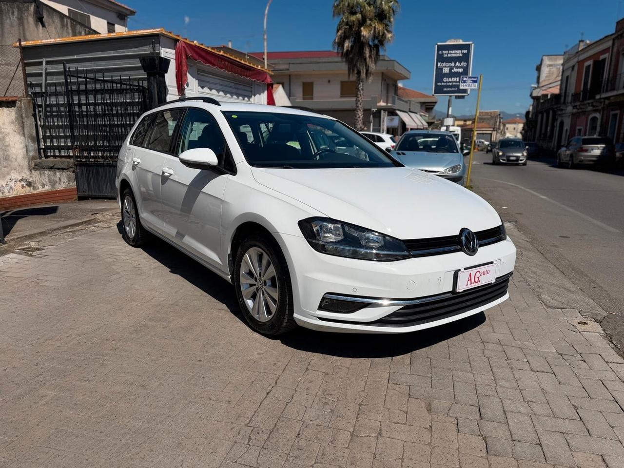 Volkswagen Golf Variant 1.6 TDI 115 CV Business BlueMotion Technology