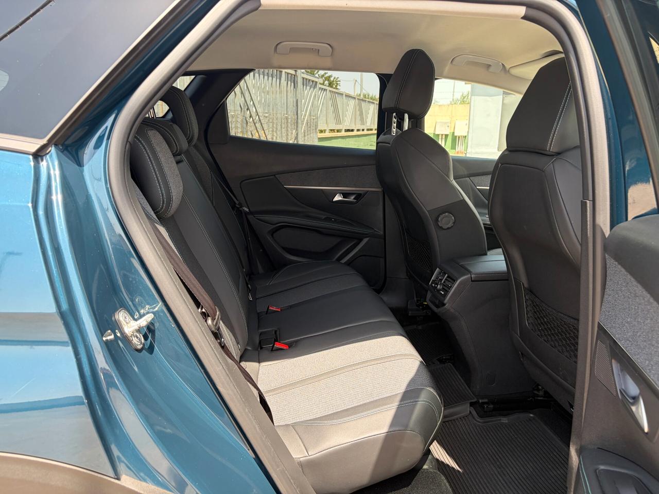 Peugeot 3008 1.5 BlueHDi 130cv EAT8 Allure Pack