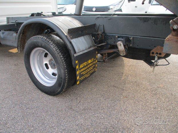 Iveco Daily 35C11 2.3 110 E4 RIBALTABILE TRILATERA