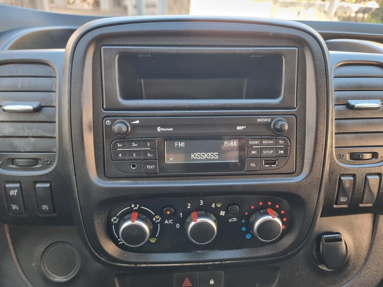 Renault TRAFIC 2.0 DCI L2 PL TB PASSO LUNGO TETTO BASSO IVA ESCLUSA