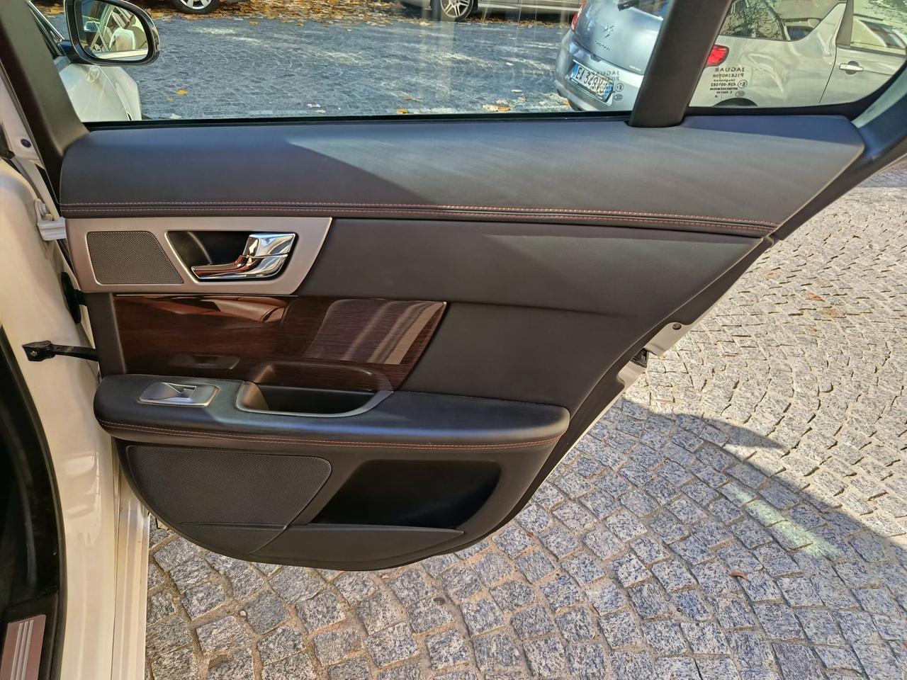 Jaguar XF Portfolio 3.0 D S #7681