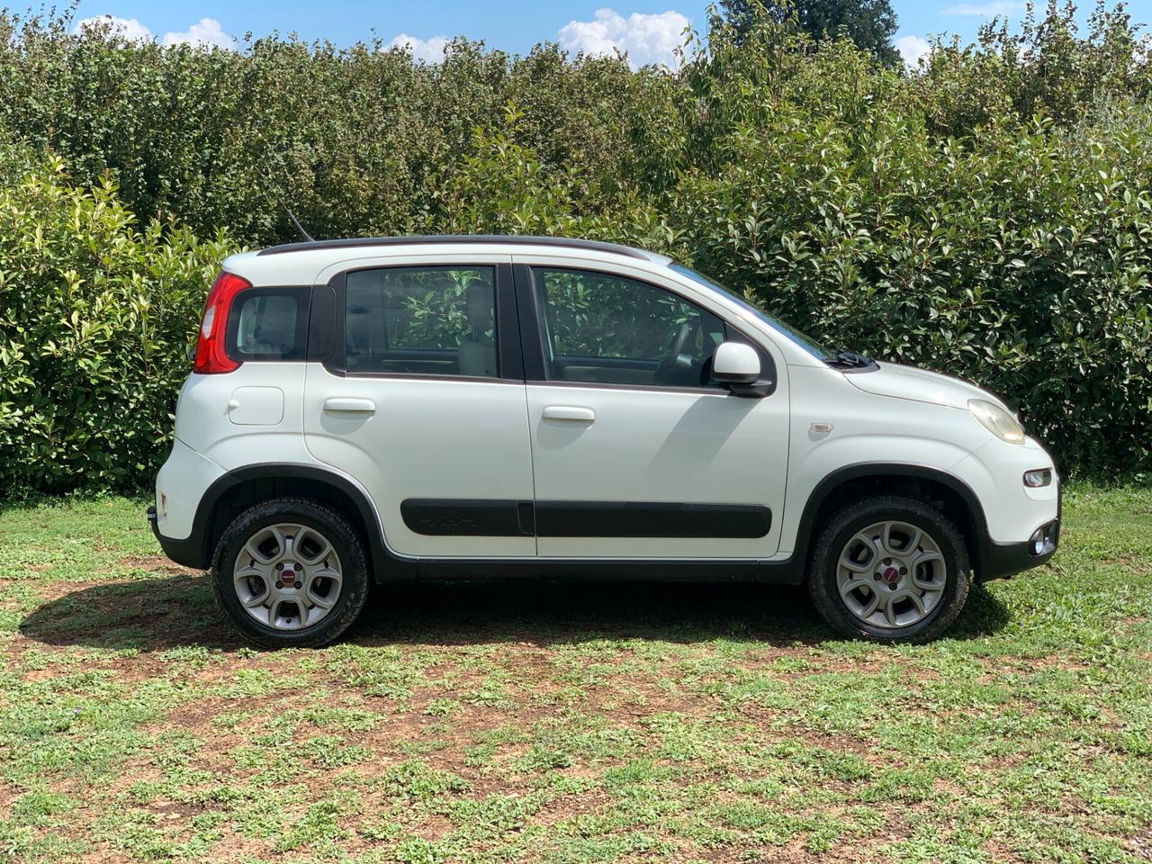 Fiat Panda 1.3 MJT S&S 4x4 Gancio Traino Thule