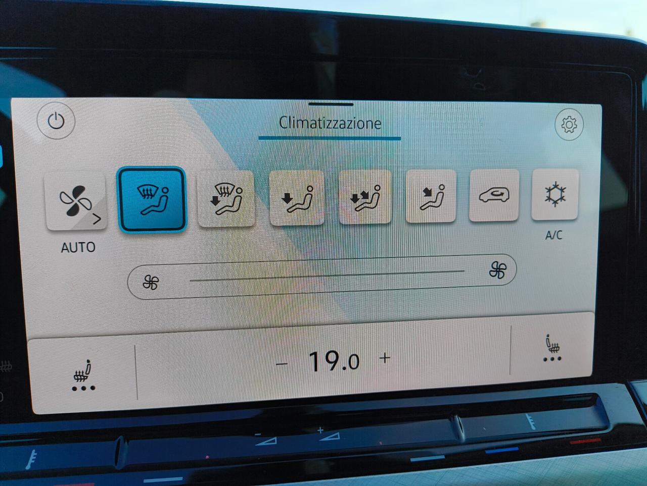 Volkswagen Golf 2.0 TDI SCR Style cambio manuale