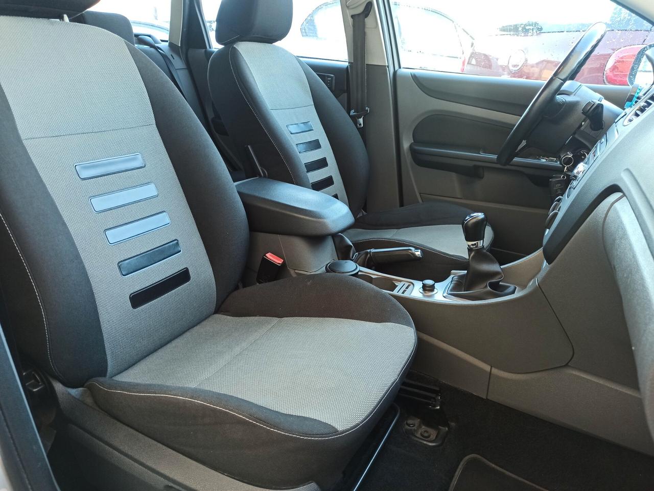 Ford Focus 1.6 TDCi (110CV) SW Tit. DPF