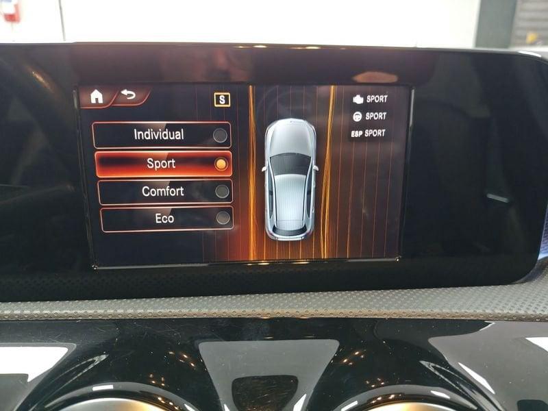 Mercedes-Benz Classe A A 180 d Automatic Sport