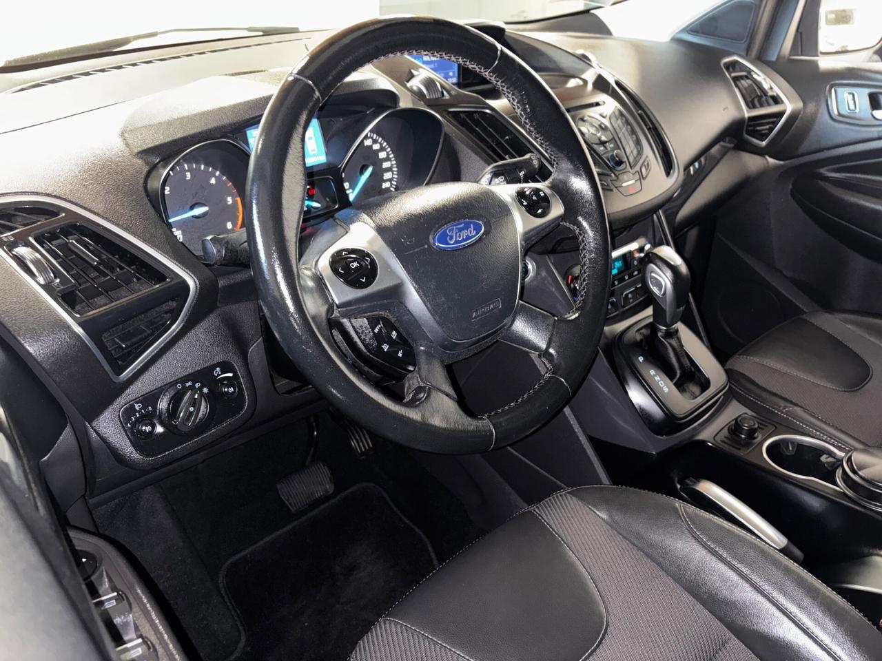 Ford Kuga 2.0 TDCI 4WD AUTOMATICA Titanium