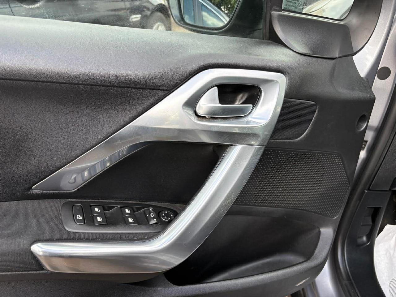 Peugeot 2008 PureTech 82 S&S Allure