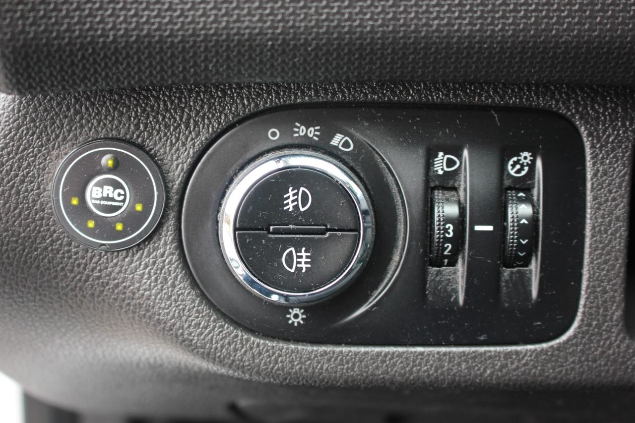 Opel Meriva 1.4 101 CV GPL VALIDO FINO AL 2029 GARANZIA 12 MESI