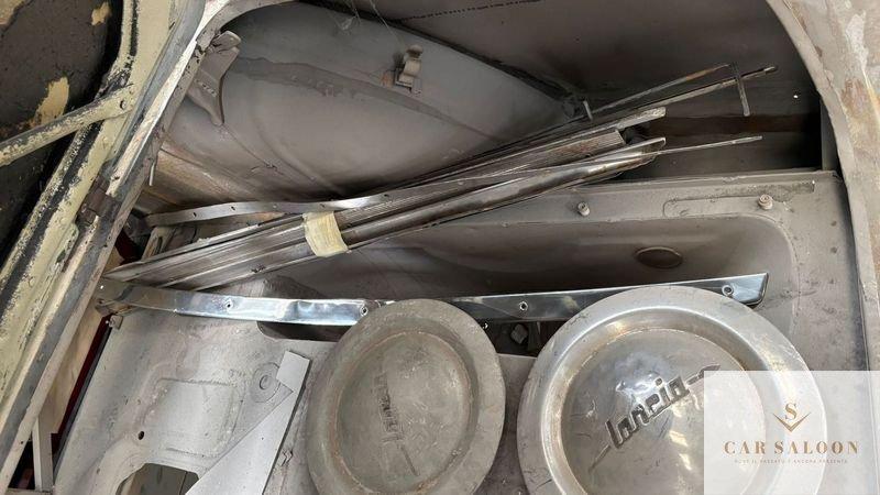 Lancia Flaminia 2.5 – 1963 - Progetto Restauro - Materiale incluso