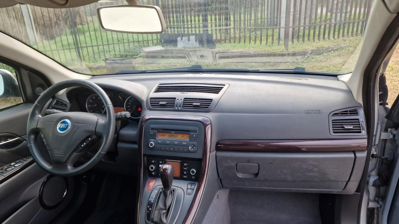 Fiat Croma 1.9 Multijet aut. Must "152.000 KM"