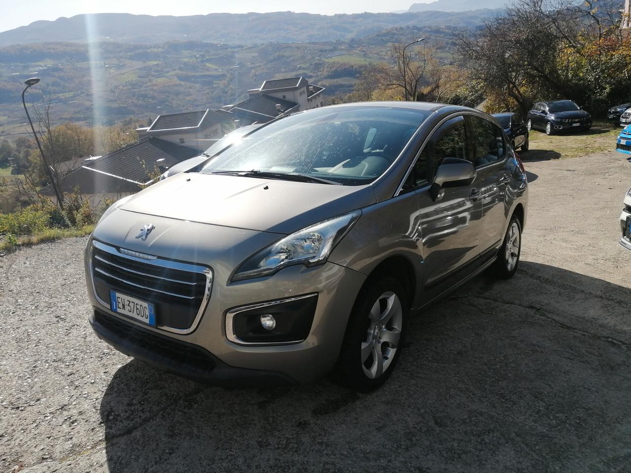 Peugeot 3008 1.6 HDi 115CV Allure