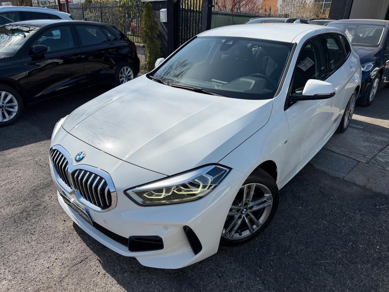 Bmw 116 116d 5p. Msport