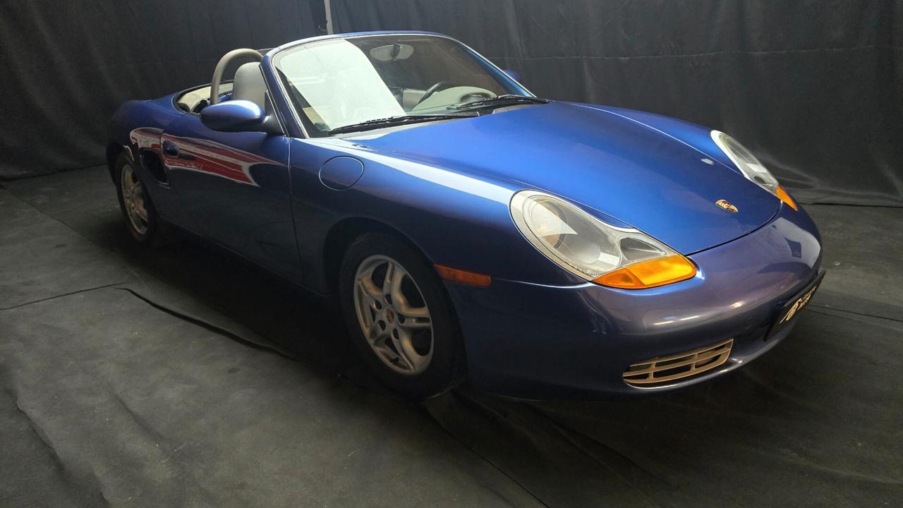 Porsche Boxster 2.5i 24V cat