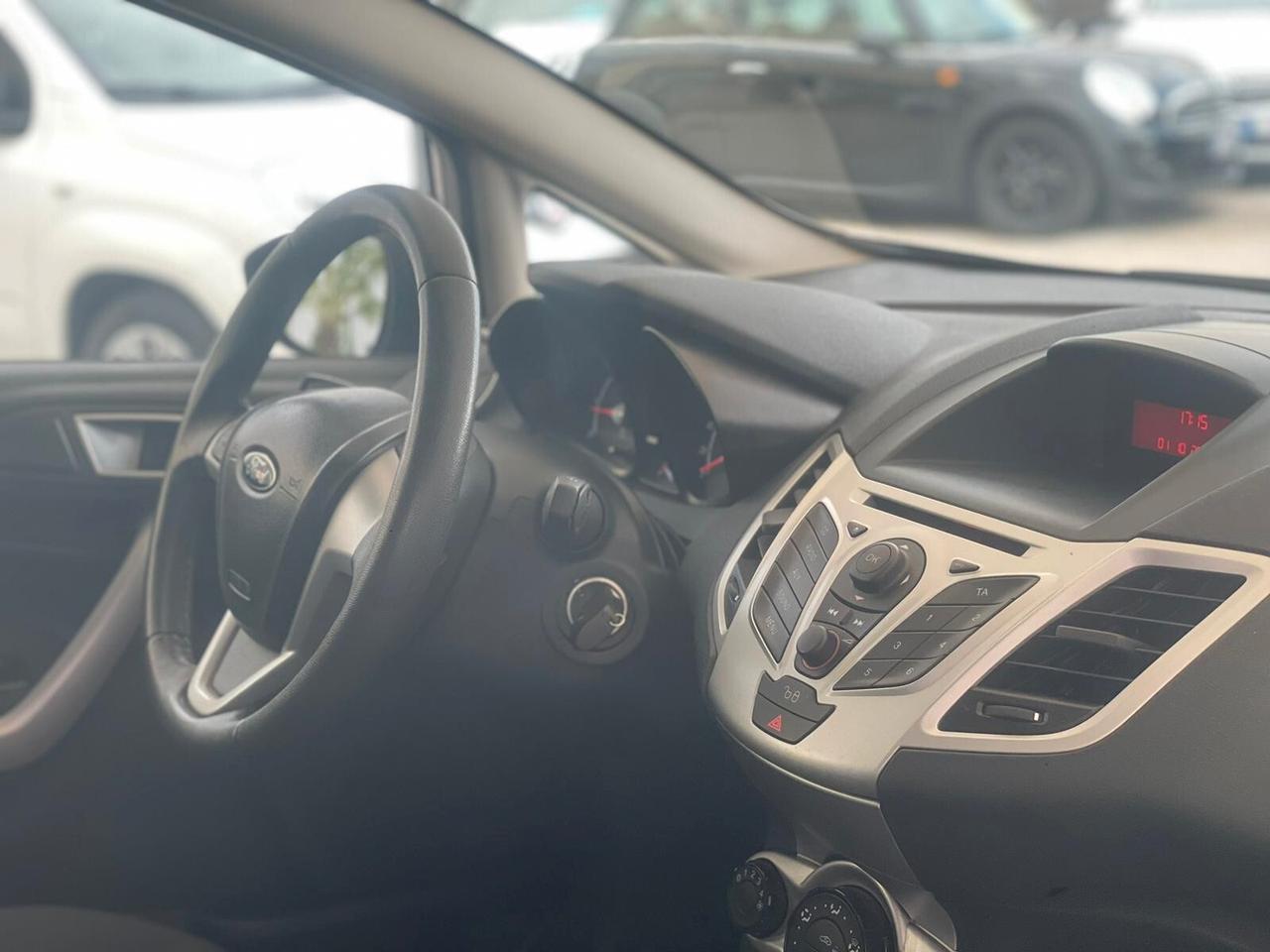 Ford Fiesta Ikon 1.4 3 porte Bz.- GPL
