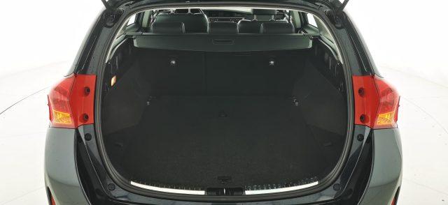 TOYOTA Auris Touring Sports 1.4 D-4D Lounge