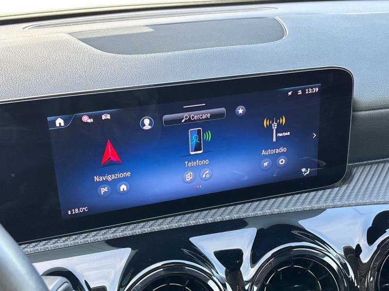 Mercedes Classe A 180 180 D Advanced 8G-DCT